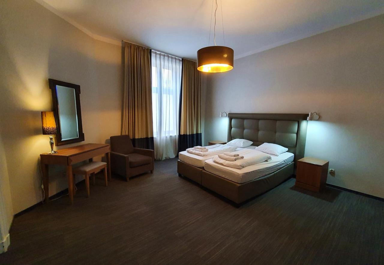 Kamienica Bankowa Residence พอซนาน ภายนอก รูปภาพ